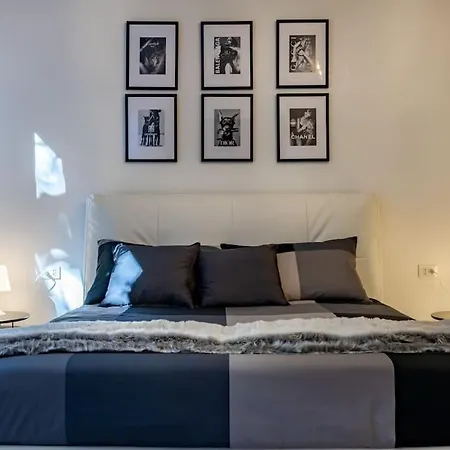 Apartamento San Babila - Luxury Milanese Milán