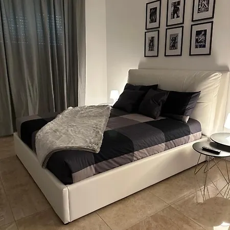 San Babila - Luxury Milanese Apartamento Milán