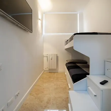 San Babila - Luxury Milanese Milano